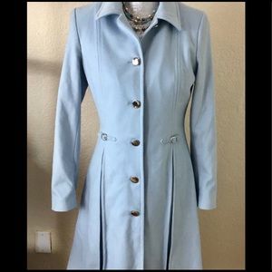 🆕Perfectly Posh Edward An periwinkle coat